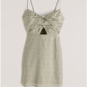 Abercrombie & Fitch Twist-Front Cut Out Mini green Floral Dress Small